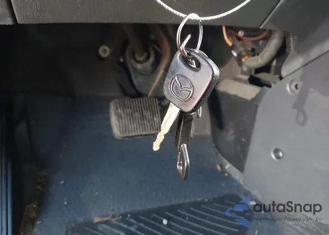 2003 Mazda Tribute Lx V6 из США, поврежденный, VIN 4F2CZ04193KM13677